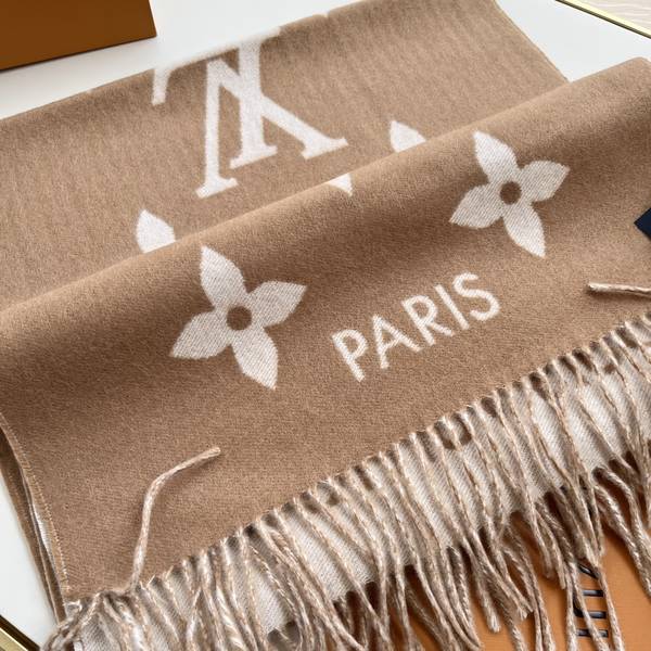 Louis Vuitton Scarf LVC00501